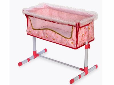 Кукольная кровать с опускающейся стенкой