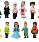 Многонациональная Россия. Куклы в народных костюмах