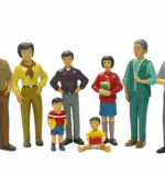 Семья азиатов 3 поколения (набор фигурок)