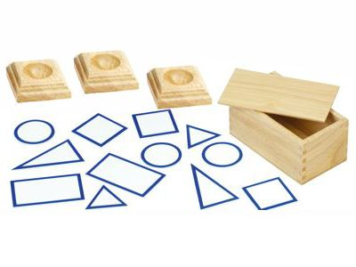 Геометрические проекции (12 шт.) с подставками в деревянном ящике