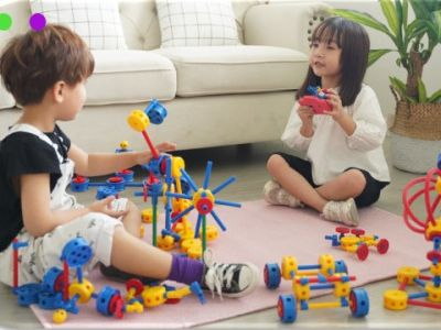 Набор Thinkertoy для группы 3 - 4 года, 1300 деталей, пластик