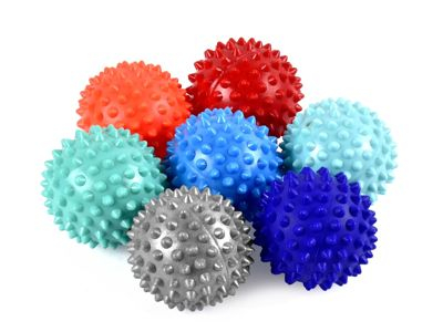 Массажер в форме ореха 