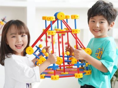 Набор Thinkertoy для группы 4 -5 лет, 1300 деталей, пластик